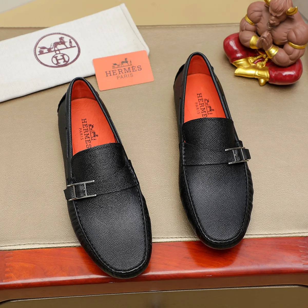 Men's shoes 💰380 🕷🕷【HERMES】Same style at Hermès counters 🇨🇳 Classic slip-on shoes 1:1 mold opening 💯 Original quality 🍓 Made of imported first-layer cowhide 🍅 pigskin lining 🌶🌶 Super high-end men's leather shoes 🇨🇳 Solid and stable, very special 🍇 Color, code number 38-44 (45.46/47 customized)...